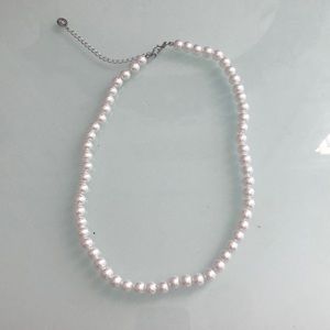 Cute pearl necklace